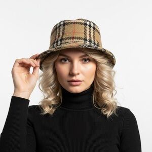 Burberry London Classic Vintage Bucket Hat Nova Check Plaid Hat – Size L– Women
